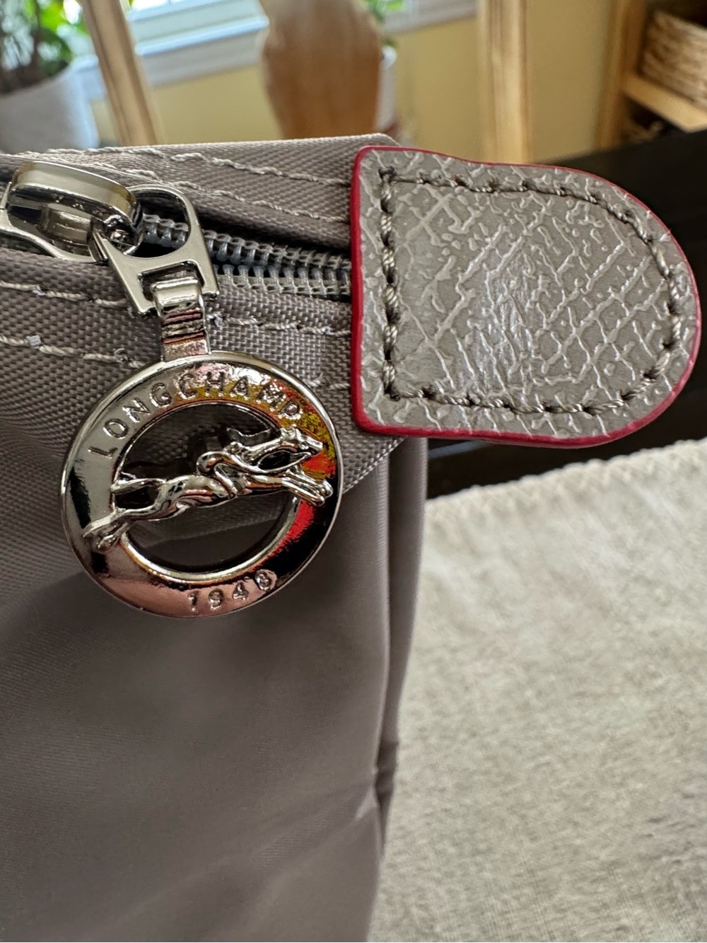 Longchamp Tote in Gray with Red Accents - Large - Picture 6 of 7